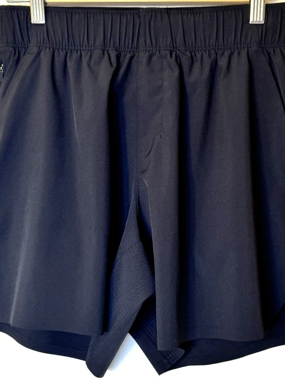 Abercrombie YPB MotionTEK Athletic Shorts Black Lined Zip Pocket Size S